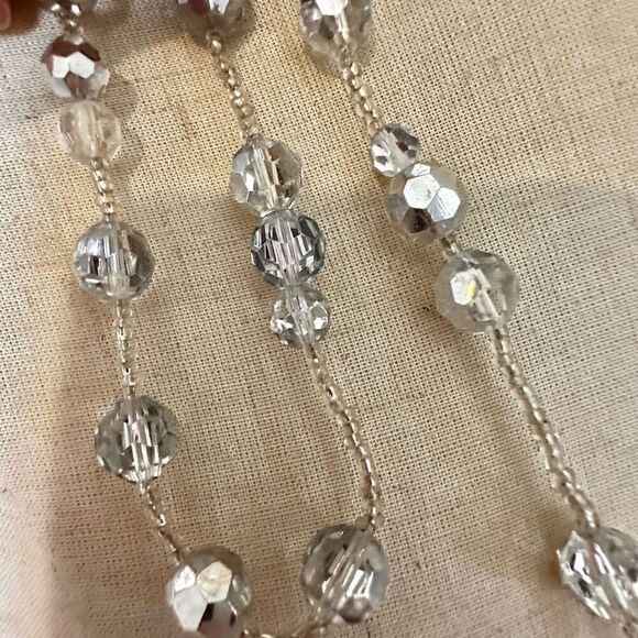 Clear Crystal beaded long necklace - Picture 4 of 7